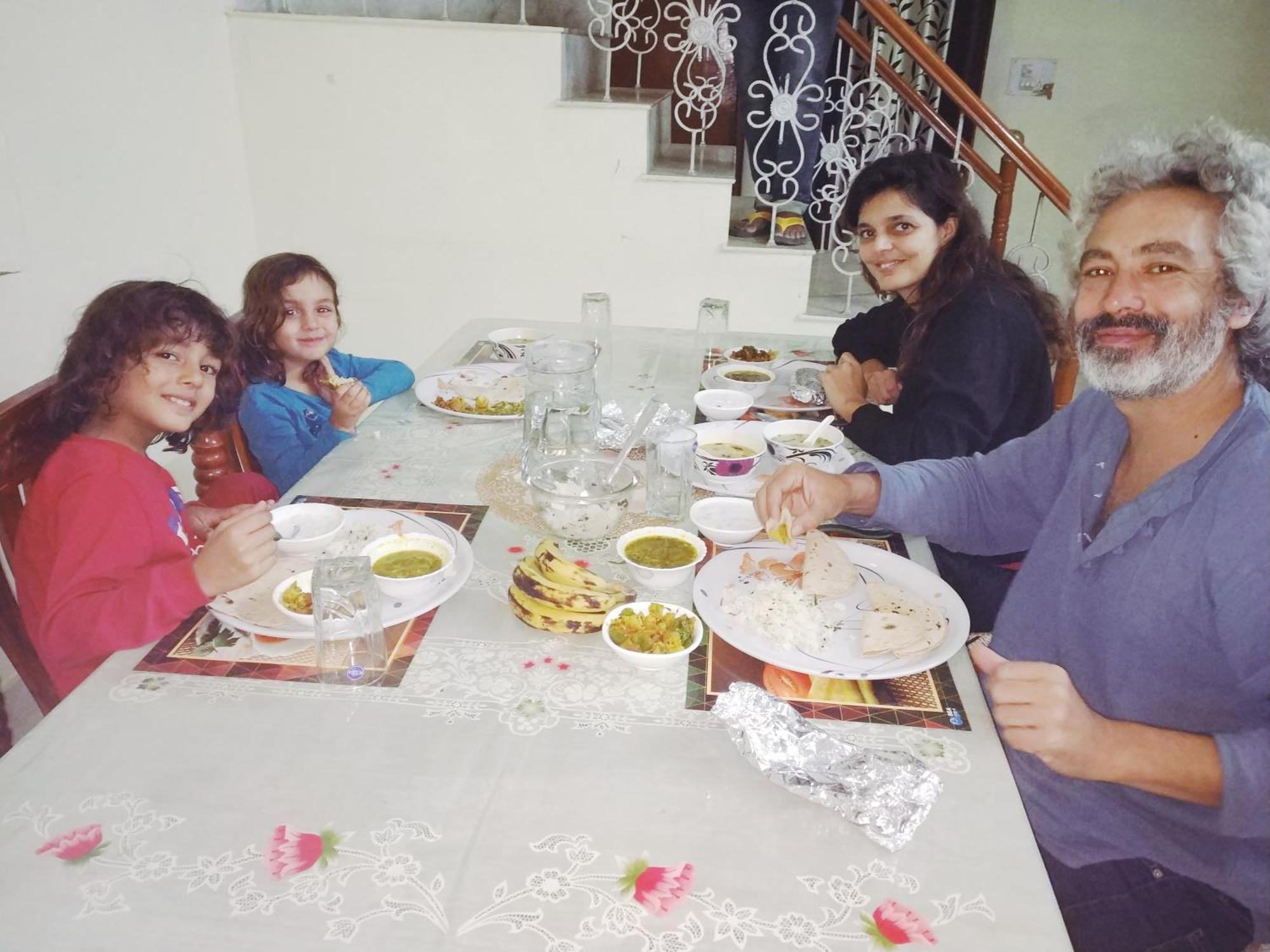 Pratibha Home Stay Jabalpur Exteriör bild
