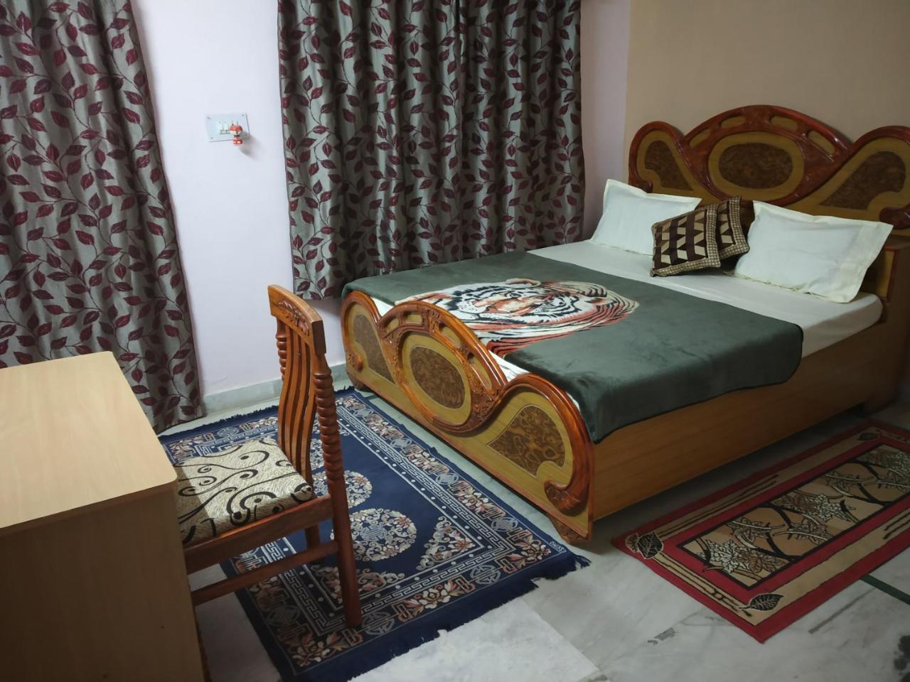 Pratibha Home Stay Jabalpur Exteriör bild