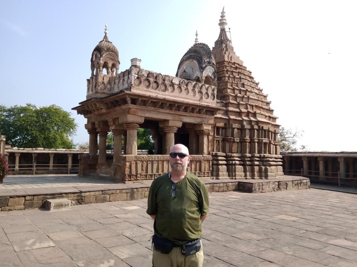 Pratibha Home Stay Jabalpur Exteriör bild